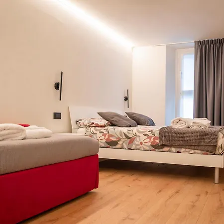 בית הארחה Foresteria Dambro -2 Min Walk To Bernina Express 3*
